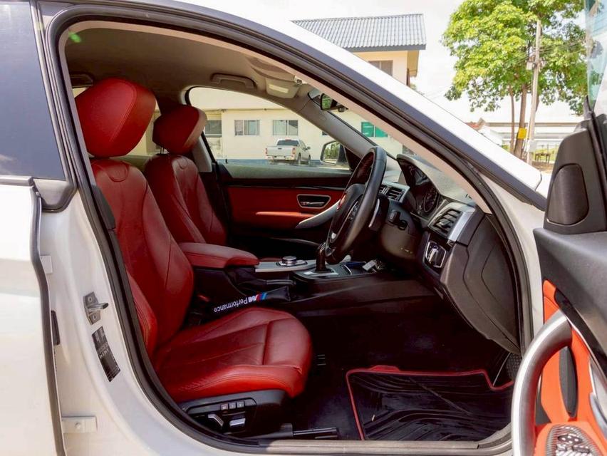BMW 320d GT Sport ปี17 13
