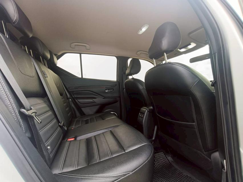 NISSAN Kicks Wagon 4dr V FWD 1.2i Y22 (mnc)สีเทา ออโต้ รถสวยรถบ้านสภาพป้ายแดง 13