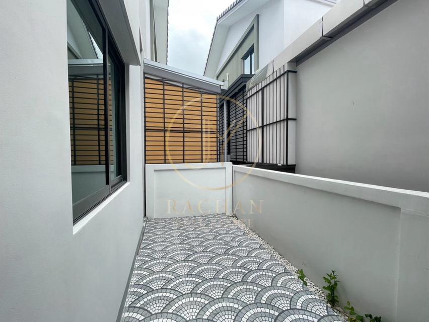 ขายด่วน บ้านแฝด 2 ชั้น รีโนเวทใหม่ หลังริม หมู่บ้านธนาวิลเลจ วงแหวน-ปิ่นเกล้า เนื้อที่ 43.4 ตร.ว 10