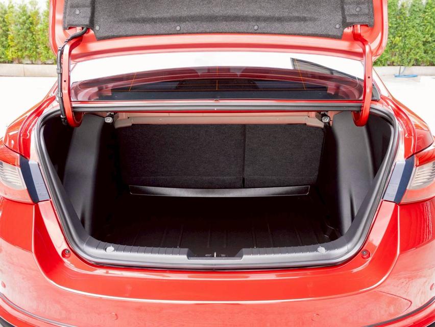 Mazda 2 1.3C ปี 2022 16