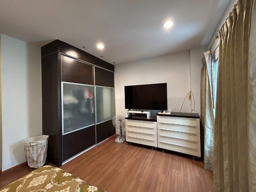 ให้เช่าทาวน์โฮม 3 ชั้น หมู่บ้านกลางเมือง ศรีนครินทร์-พัฒนาการ ใกล้รถไฟฟ้าสายสีเหลือง สถานีหัวหมาก (N.1950) 8