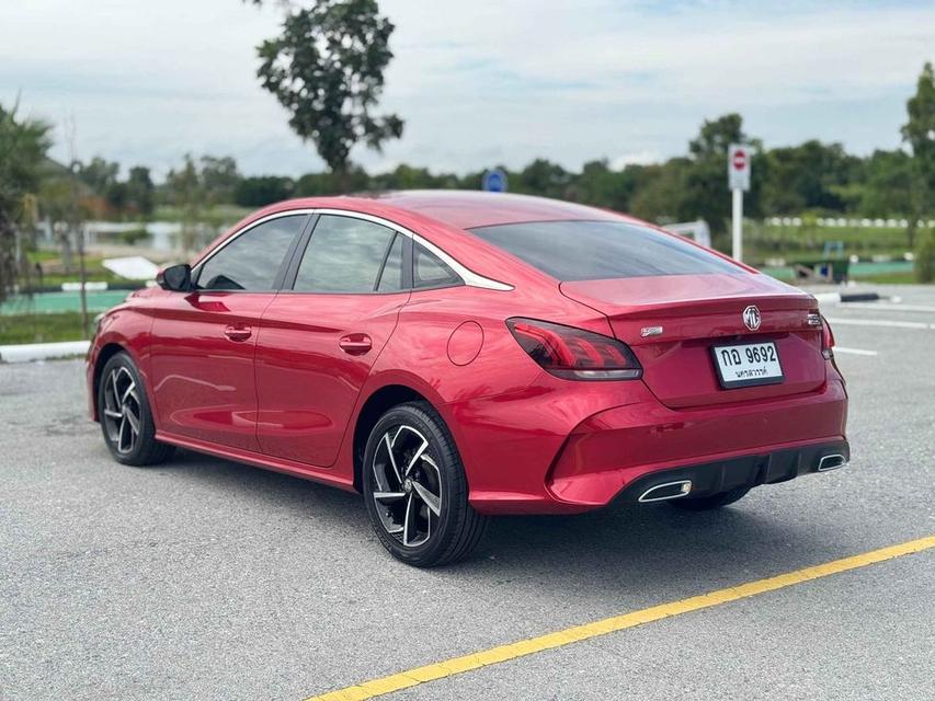 MG5 1.5 X Sunroof AT 2021 3