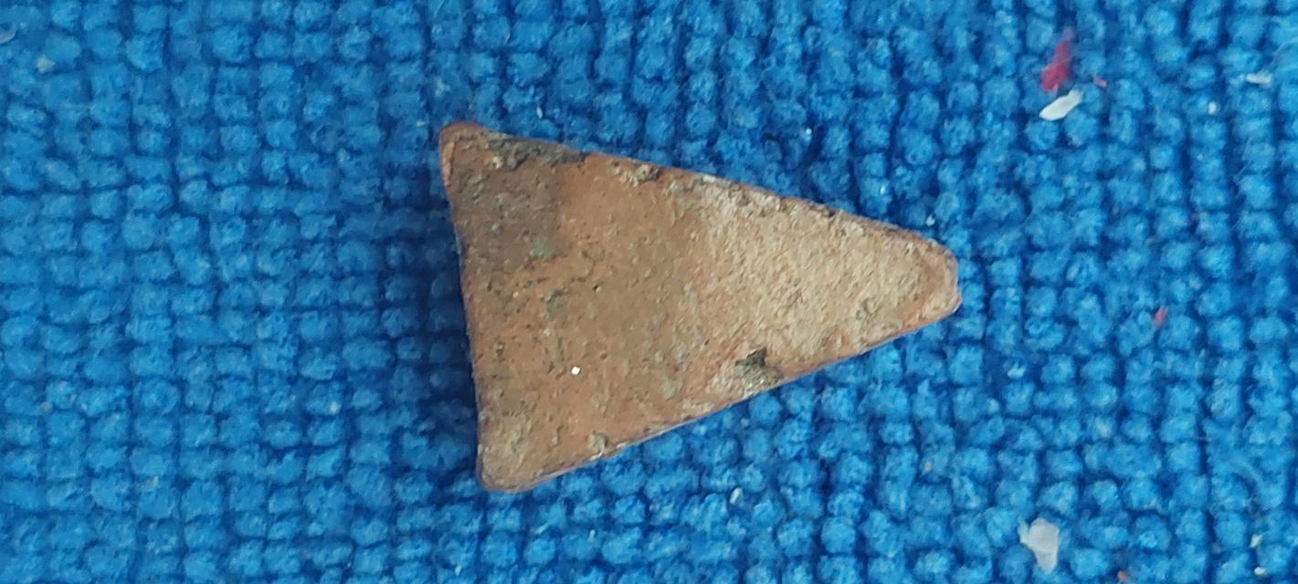 พระนางพญา พิมพ์เล็กเข่าตรง กรุวัดนางพญาพิษณุโลก รูปที่ 11