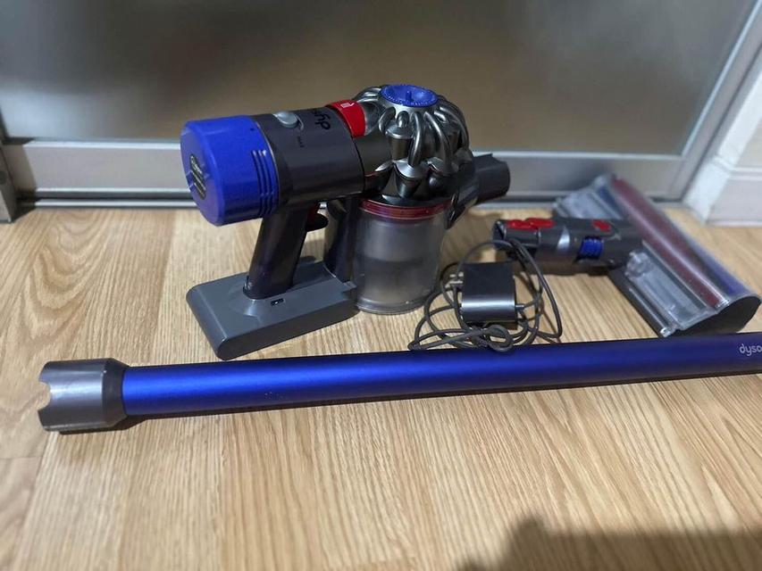 เครื่องดูดฝุ่น Dyson V7 สภาพดี 1