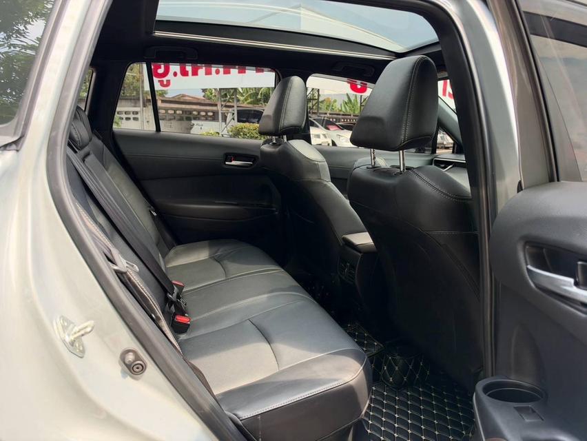 Toyota Corolla Cross 1.8HEV Premium Luxury ปี 2024 จด 2025 รูปย่อยที่ 4