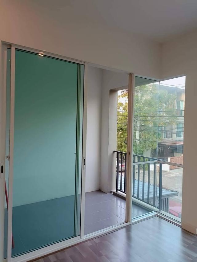 ทาวน์โฮม3ชั้น เบล็สทาวน์ รามอินทรา 127 เช่า 8