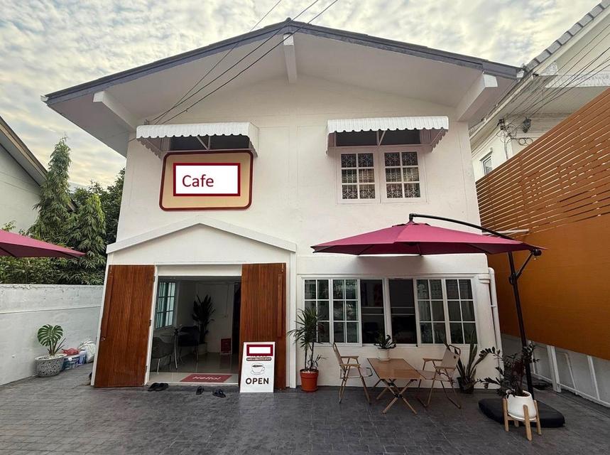 ให้เช่าบ้านเดี่ยว 2ชั้น ติดถนนสุขุมวิท 105 ลาซาล บ้านรีโนเวทใหม่ ใกล้ BTS แบริ่ง เหมาะทำออฟฟิศ ร้านค้า คาเฟ่ ที่จอดรถในรั้ว 2 คัน 