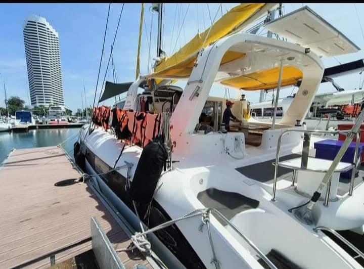 ขายเรือใบ Dean 440 CATAMARAN 1