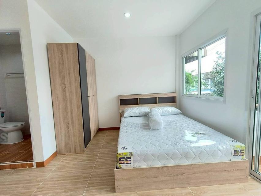 ทาวน์เฮาส์รีโนเวทใหม่ + เทอเรสวิวธรรมชาติ สวยครบในงบไม่ถึง 2 ล้าน! | ST-E 11