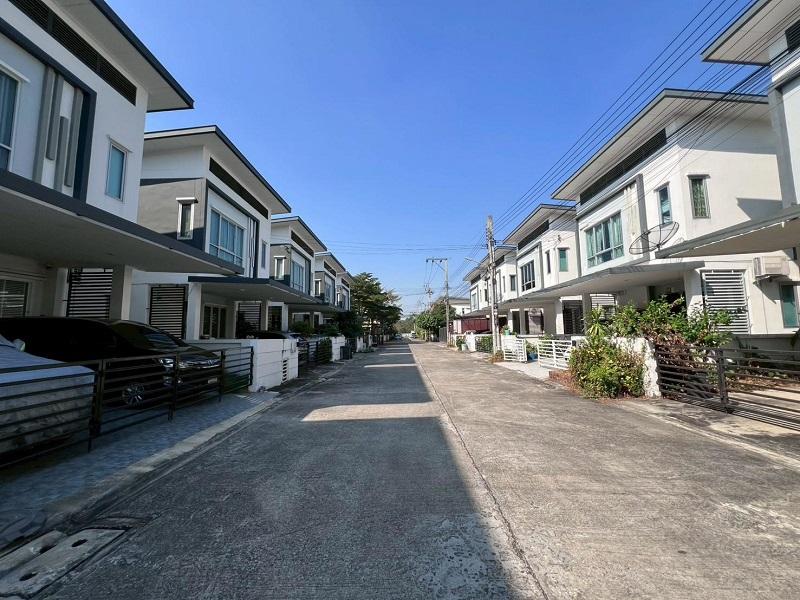 ขายบ้าน Motto สเปซใหญ่ บนทำเลทอง เดินทางง่าย ครบทุกฟังก์ชัน 12