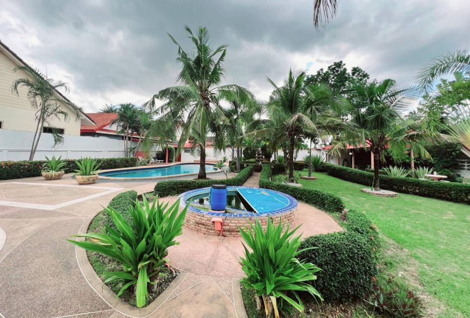 ขาย บ้านหรู Luxury Pool Villa 1 ไร่ 50 ตรว. ต.หนองนาคำ อ.เมืองอุดรธานี พร้อมสระว่ายน้ำและสวนหย่อม 2