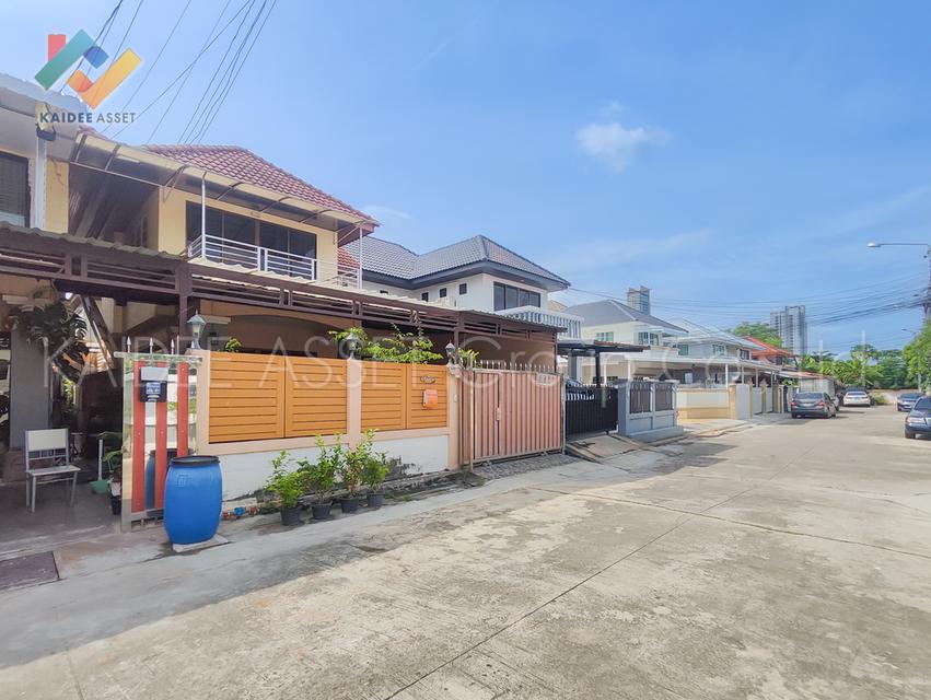 บ้านแฝด ซอย รัตนาธิเบศร์ 22 ติวานนท์ 25 ( แผ่นดินทอง ) 2