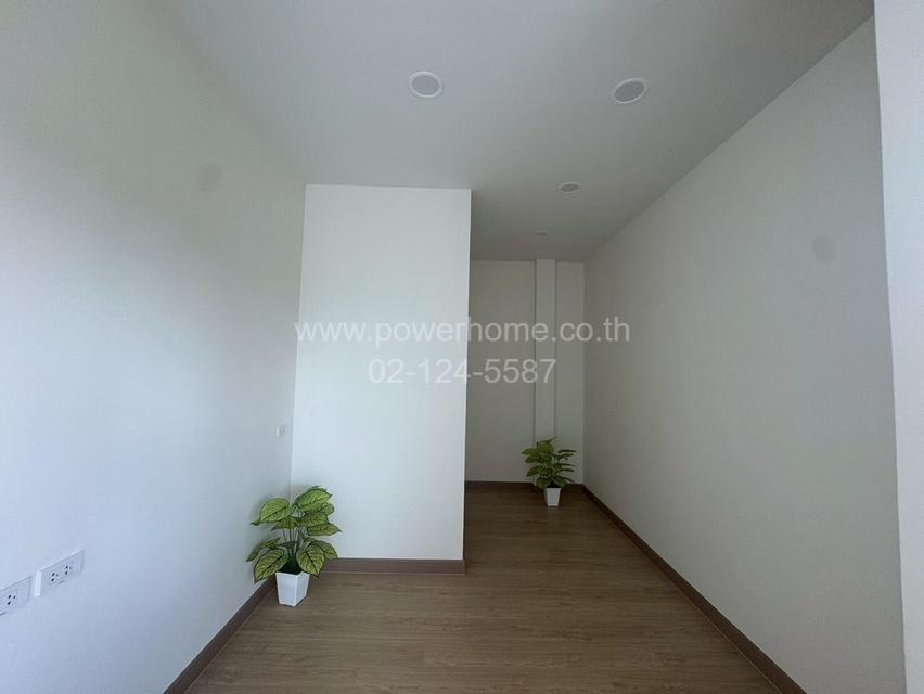 บ้านเดี่ยว 2 ชั้น เนื้อที่ 67.5 ตร.ว. ซอยบางกร่าง 45 ใกล้ตลาดเจ้าพระยาบางใหญ่ ถนนราชพฤกษ์ ต.บางกร่าง อ.เมืองนนทบุรี จ.นนทบุรี 11