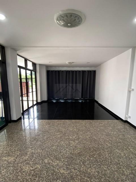 ให้เช่าทาวน์โฮม 3 ชั้น 300 ตรม. 4 ห้องนอน หมู่บ้านไพร์มเพลส สุขุมวิท 105 ซอยลาซาล 77 ใกล้บางกอกพัฒนา 8