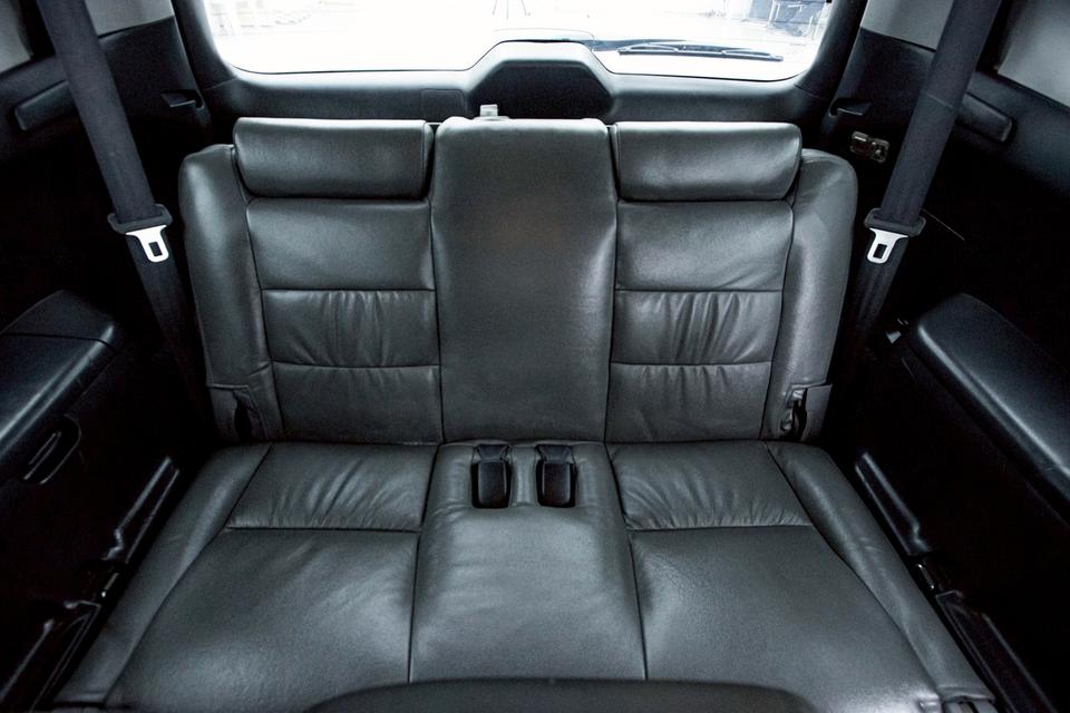 HONDA STREAM 2.0 I-VTEC S K20A  2003 รูปที่ 13