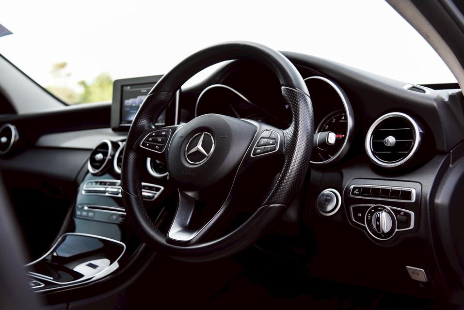 รหัสรถ CBL3222 Mercedes-Benz C350e 2.0 Avantgarde AT 2017 8