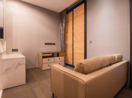 ขาย คอนโด Super LuxuryThe Esse at Singha Complex 34.75 ตรม. ห้องใหม่มือ 1 สวยสุดๆ 3