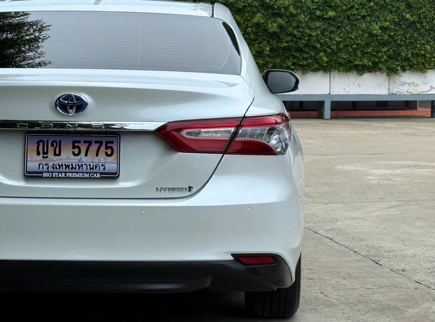 2021 TOYOTA CAMRY HV PREMIUM รถมือเดียว 70,000 กม สภาพป้ายแดง เข้าศูนย์ทุกระยะ รถไม่เคยมีอุบัติเหตุครับ 9