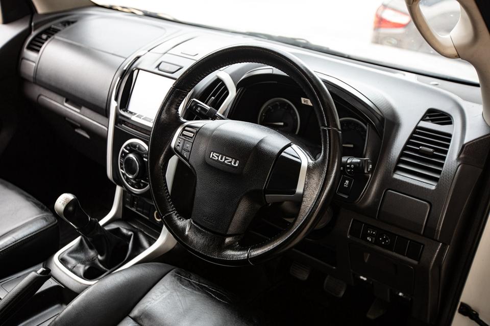 Isuzu Dmax3.0Hi-lander Vgs ปี15 รูปที่ 14