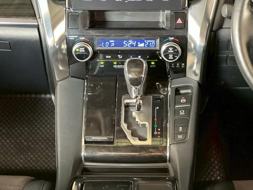 TOYOTA VELLFIRE 2.5 ZG EDITION ปี 2016 โฉม ปี 15-23 14