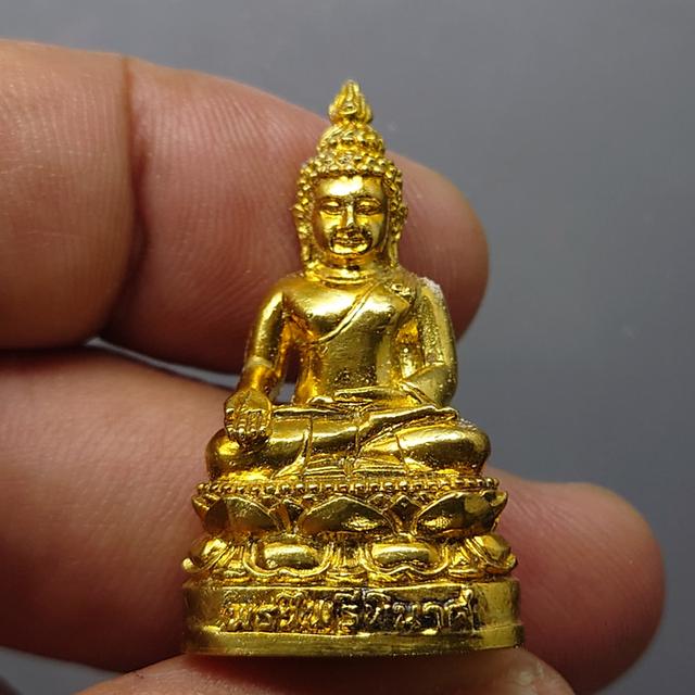 พระไพรีพินาศ ครบรอบ 13 ปี กกต. เนื้อกาหลั่ยทอง ขนาดสูง 3.5 ซ.ม.วัดบวรนิเวศวิหาร ปี2554 พร้อมกล่องเดิม