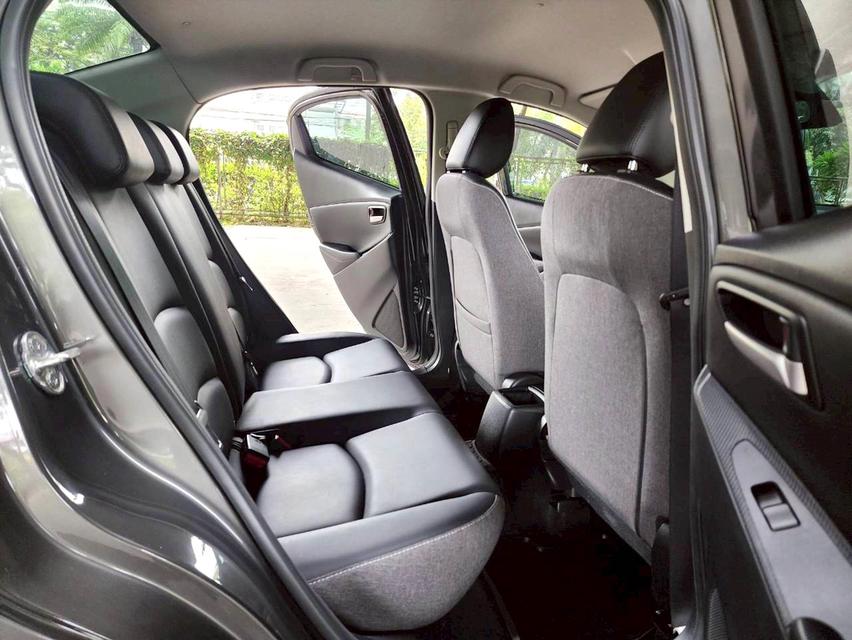 ขายรถ mazda2 1.3 ปี 2024 สีเทา เกียร์ออโต้ 10