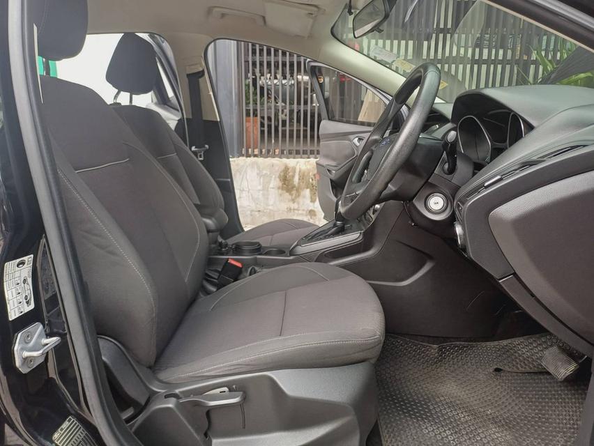  2013 FORD FOCUS BLACK NIGHT 1.6 AUTO ตัวTOP บุ๊คเซอร์วิสกุญแจ รีโมท สำรองครบ 2 16