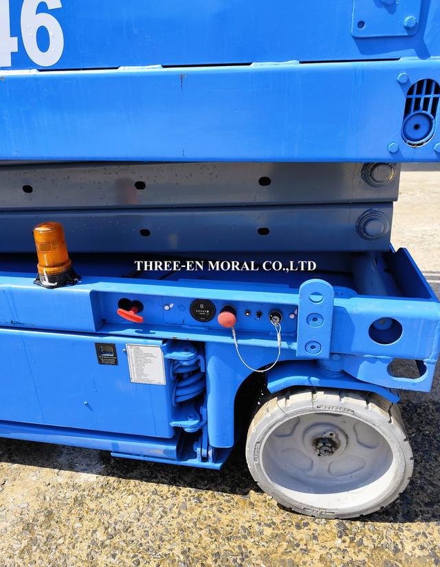 รถกระเช้า Scissor Lift Genie GS-2046  2