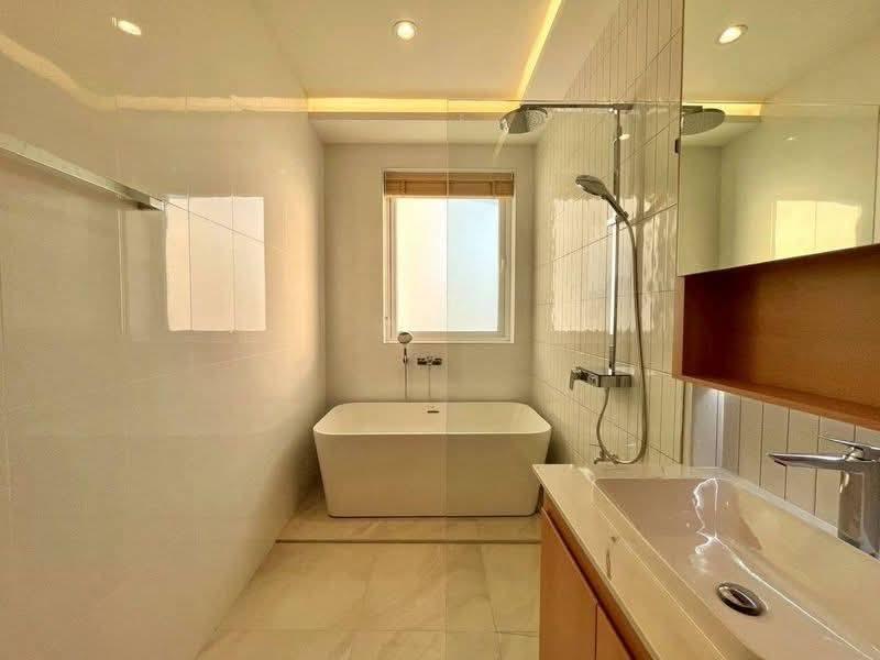 ✨ ให้เช่า Pool Villa หรู 2 ชั้น 4 นอน 5 น้ำ 348 ตรม. ที่ดินกว้าง 213.3 ตรว. เพียง 150,000.-/เดือน (No Pets) 🏊‍♂️ 19