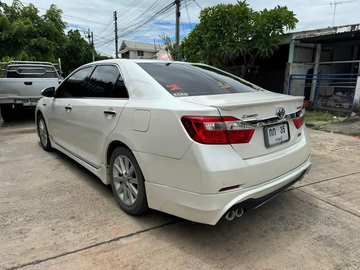 Toyota Camry ปี 2012 มือสอง 3