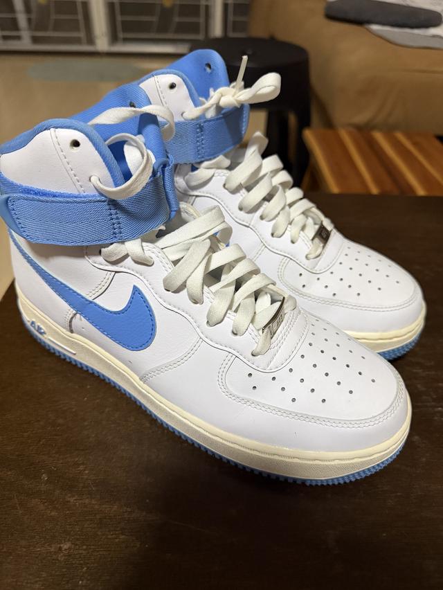 รองเท้าNike ait force