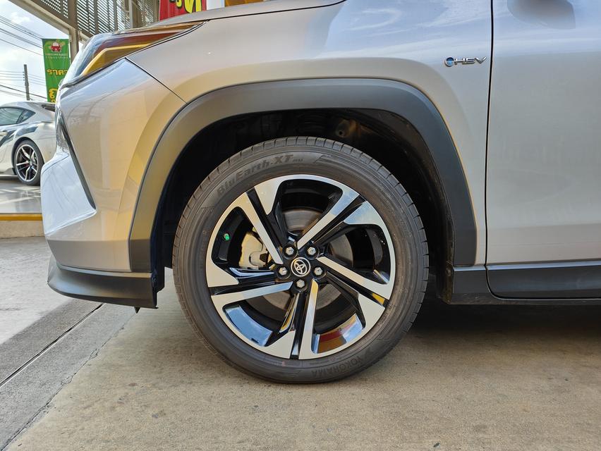 Toyota Yaris Cross 1.5 Hev Premium Luxury AT ปี 23 รูปที่ 5