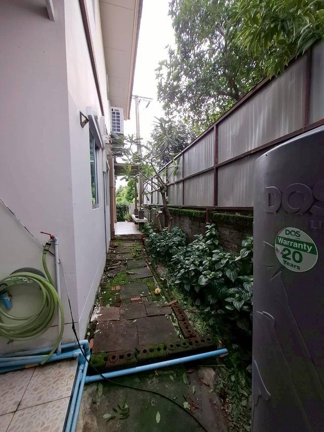 ให้เช้าบ้านพร้อมอยู่ เป็นบ้านแฝด 2 ชั้น 3 ห้องนอน 2 ห้องน้ำ 3