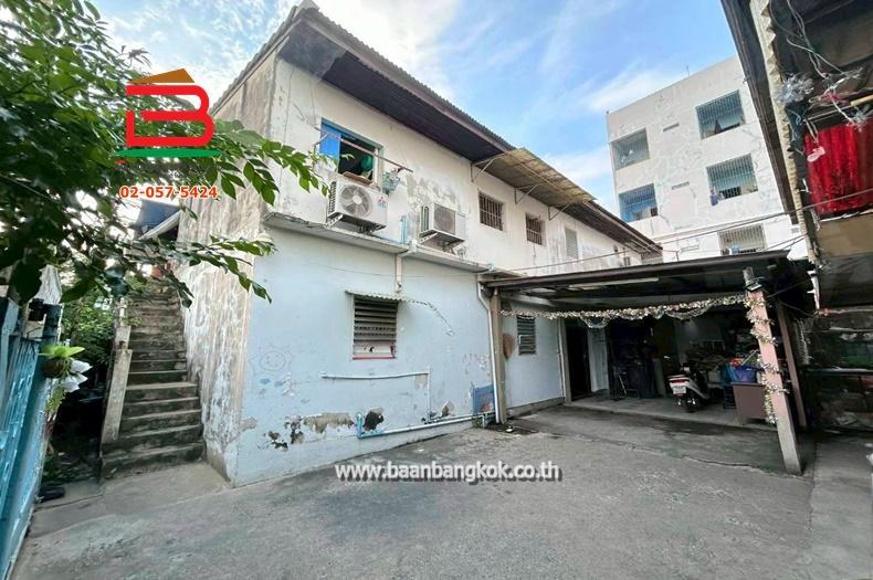 ที่ดินพร้อมอาคาร ซอยลาดพร้าว 87 แยก 5 เนื้อที่ 100 ตรว. ถนนลาดพร้าว แขวงคลองเจ้าคุณสิงห์ เขตวังทองหลาง กรุงเทพฯ 2