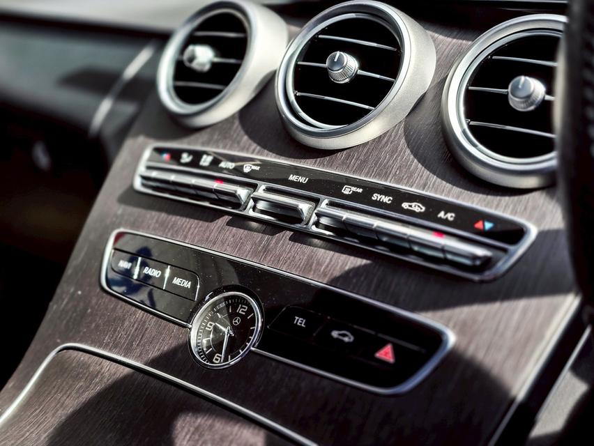 รหัสรถ CBLX2266 BENZ C220d AMG Dynamic W205 2021 🚗 9