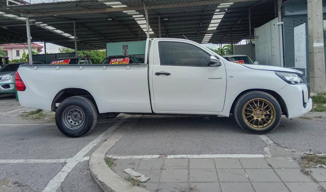 2016 Toyota Hilux Revo 2.4 SINGLE J Pickup 2016  4