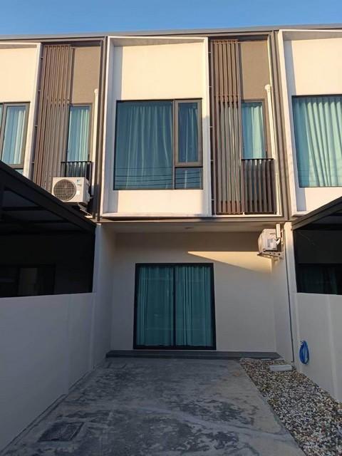 ให้เช่า ทาวน์โฮม 2 ชั้น Altitude Kraf Bangna อัลติจูด คราฟ บางนา ถนนเลียบคลองหลวงแพ่ง ดีไซน์โปร่งโล่ง ตกแต่งพร้อมอยู่ 2