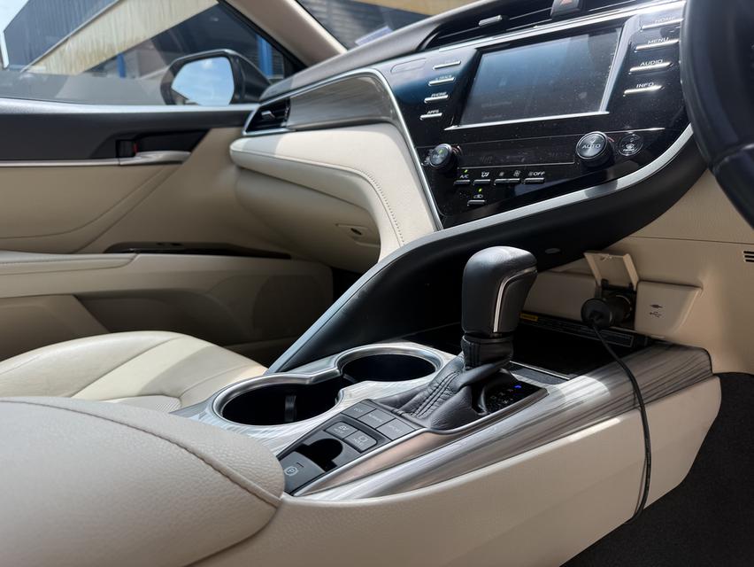 2019 Toyota Camry Hybrid2.5 hv รูปที่ 11