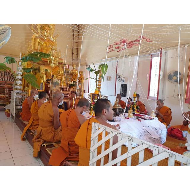 Phra Pidta “Miraculous Wealth” Edition – Rainbow-Hued Metal Alloy – Luang Pho Yod, Wat Takroh (2022 Ceremony)