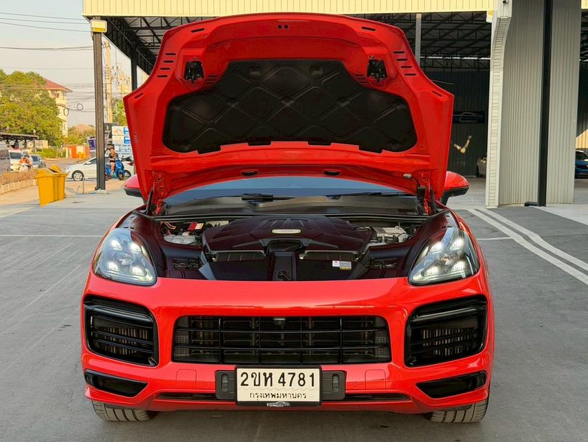 รหัสรถ KPV4781 2021 Porsche Cayenne S E-Hybrid Coupe สี Lava Orange รูปย่อยที่ 4