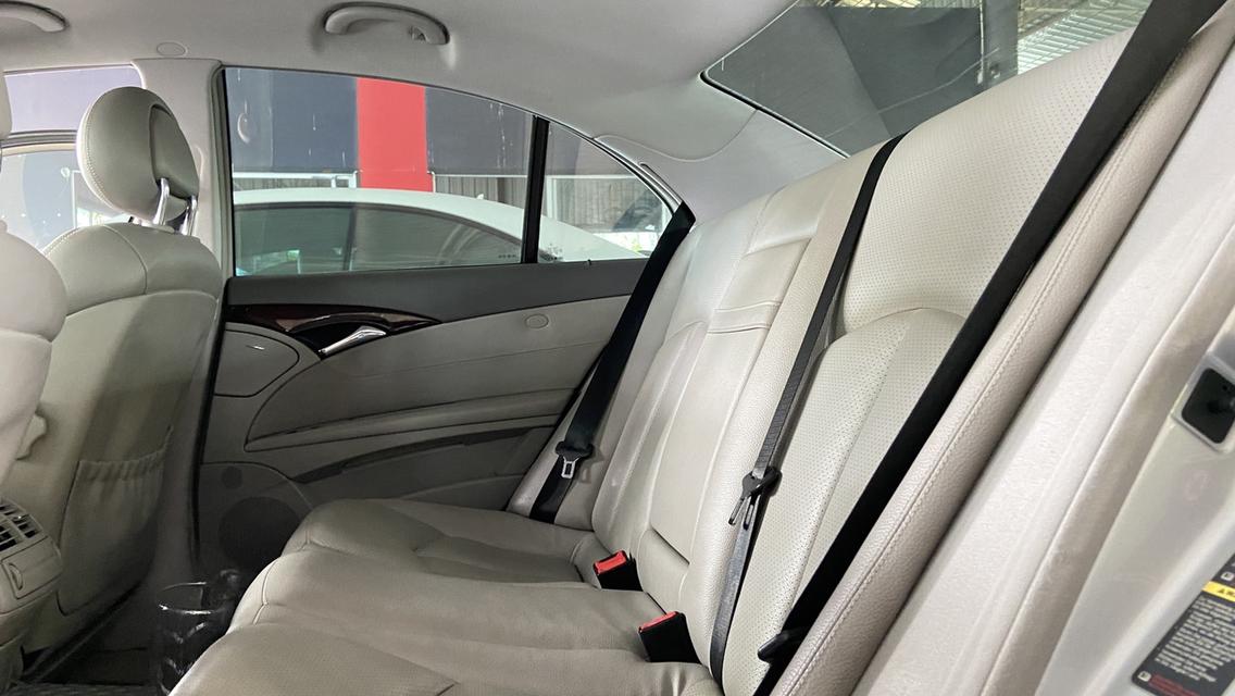 Mercedes-Benz E220CDI W211