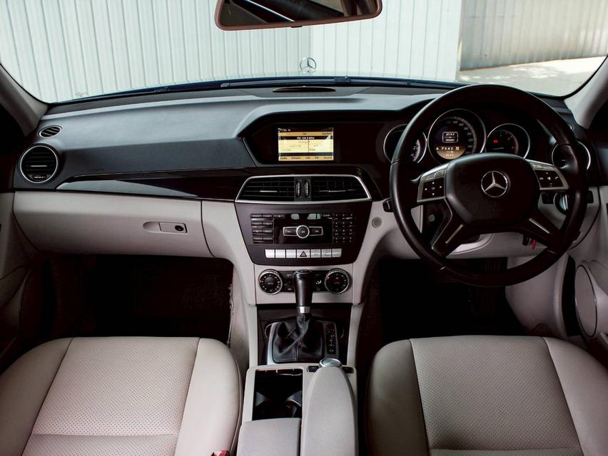 Mercedes-Benz C220 CDI Elegance 9