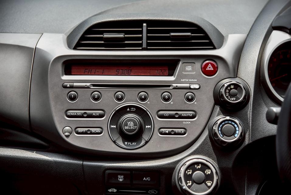 รหัสรถ CBL3217 HONDA Jazz 1.5 V [GE] i-VTEC AT 2009 17