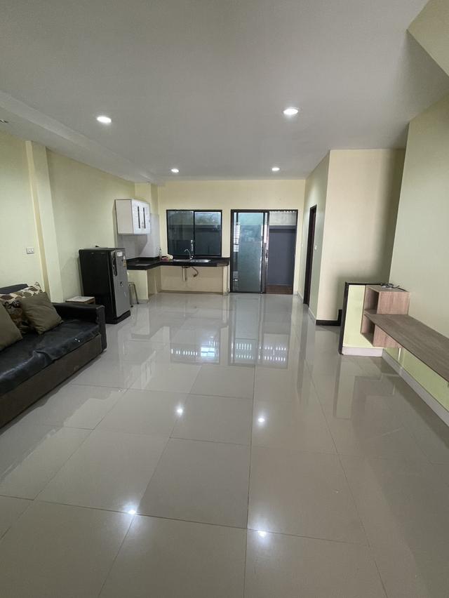 ทาว์โฮม 2 ชั้น 3นอน 2 น้ำ ราคา 2.2 ล้าน( 064-4948755) 2