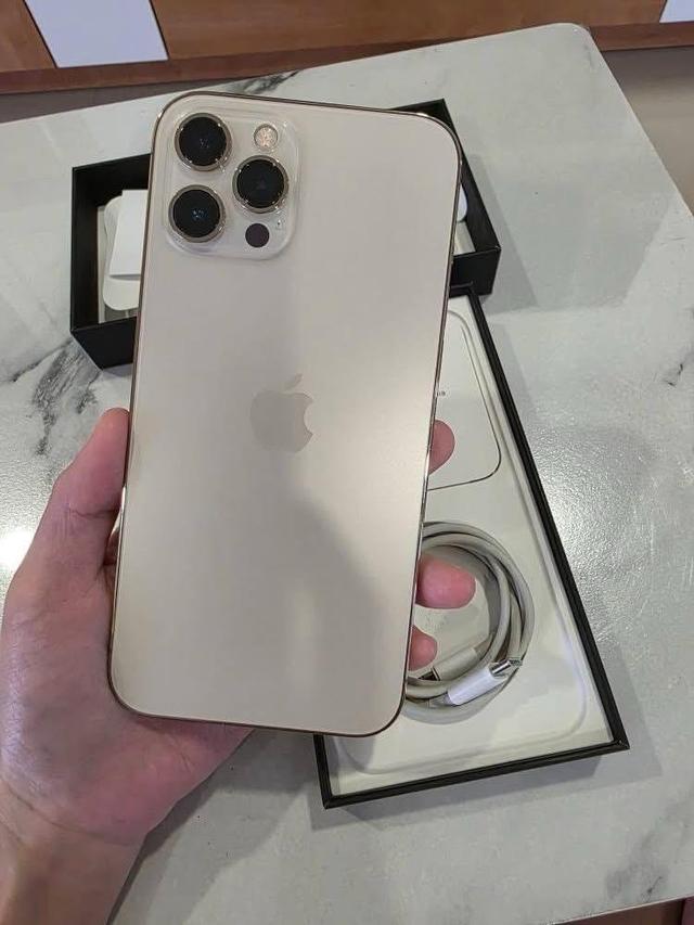 ไอโฟน 12 pro / 128 gb ศูนย์ไทย