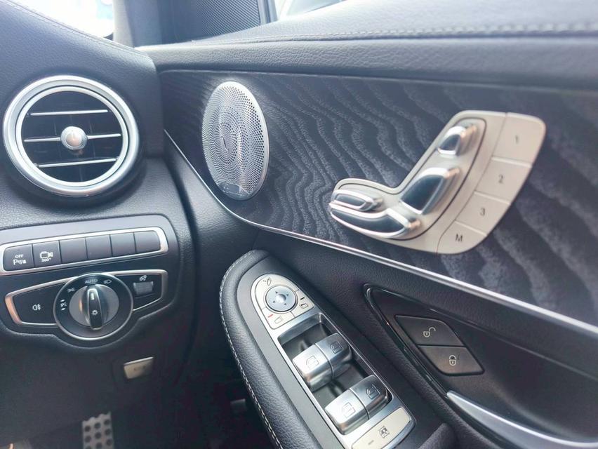 รหัสรถ KPV5566 2021 Benz GLC 250 d 4MATIC AMG Dynamic 10
