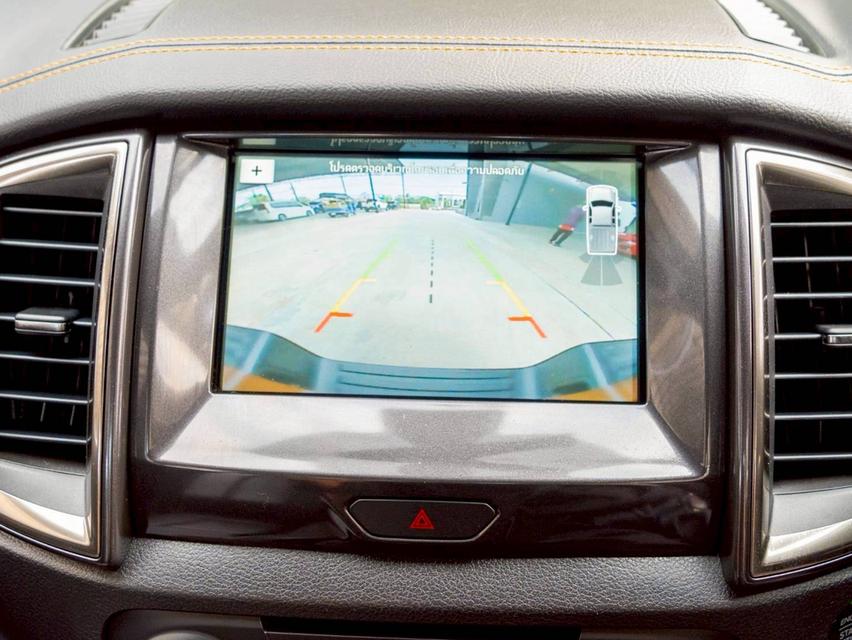 Ford Ranger 2.0 Wildtrak Double Cab 4x2  ปีจด 2019  11