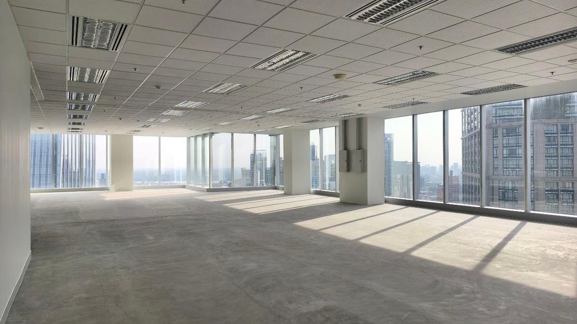 Reinstatement demolition contractor responsible for dismantling office spaces in order to return the premises to the landlord / รับรื้อถอนสำนักงาน  10