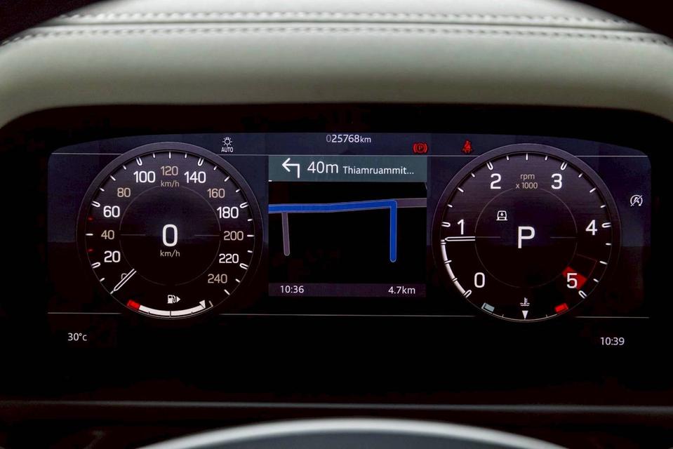 รหัสรถ PR9030 Land Rover Defender 110 2.0 D240 S Diesel (2020)  11