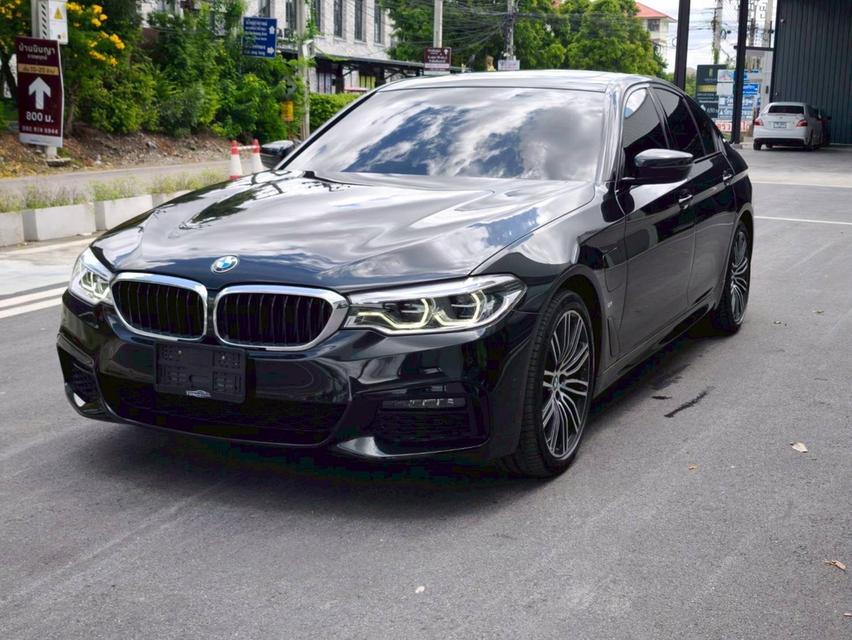 รหัสรถ KPV53 2019 BMW 530e 2.0 M SPORT สีดำ